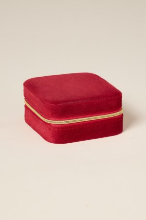 Robin Square Velvet Jewelry Box