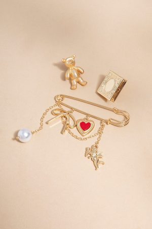 Lucy Mixed Style Pin Set