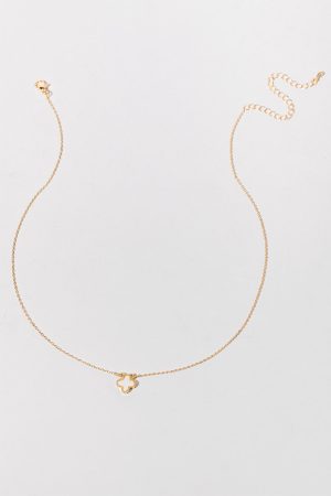 Debbie Clover Pendant Necklace